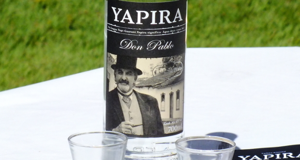 Cachaça YAPIRA